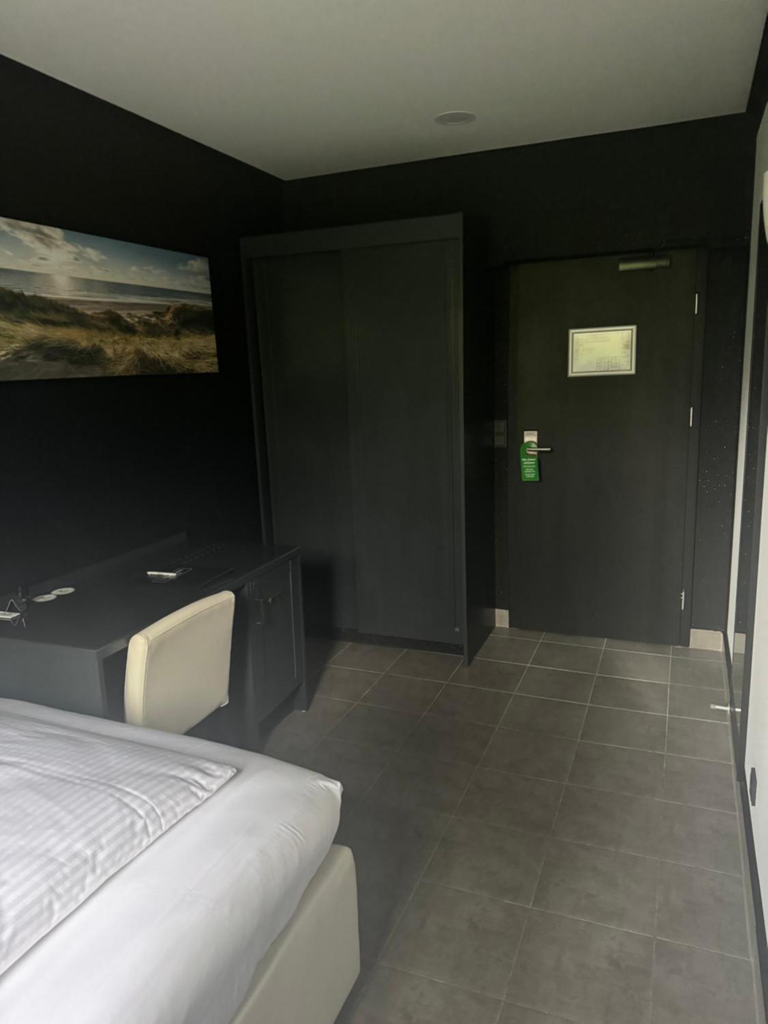 Hotel Tibet Am Airport Duesseldorf-ratingen *