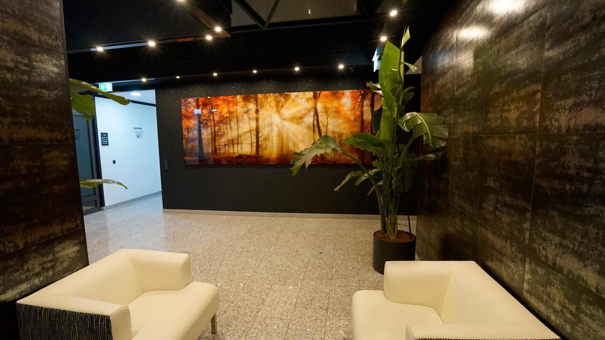 Tibet Am Airport Duesseldorf-ratingen Hotel
